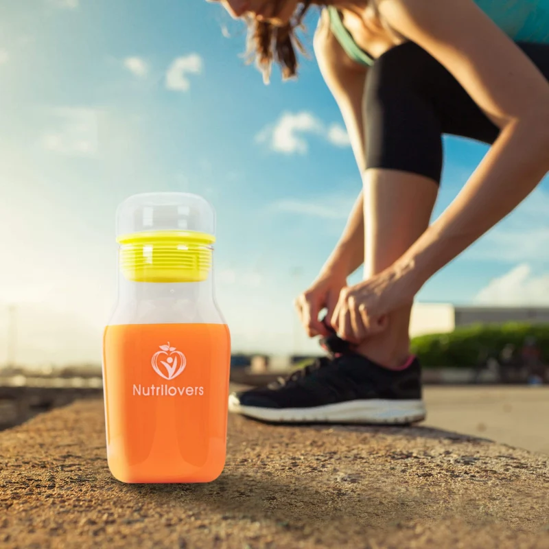 Trinkflasche NUTRI-GOLD aus Borosilikat-Glas mit Schutzhülle (BPA-frei)