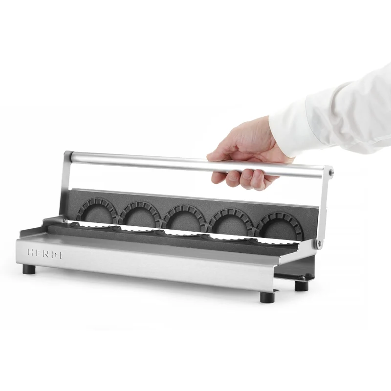 Dumpling maker
