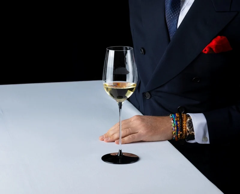 Riedel Weingläser-Set Fatto A Mano Black Tie - Bordeaux Grand Cru, Burgundy Grand Cru, Riesling & Oaked Chardonnay - 4 Stück