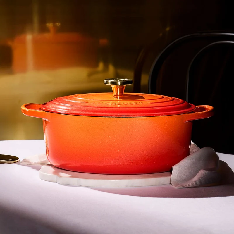 Cocotte oval de hierro ¡Edición Especial Centenario! Le Creuset