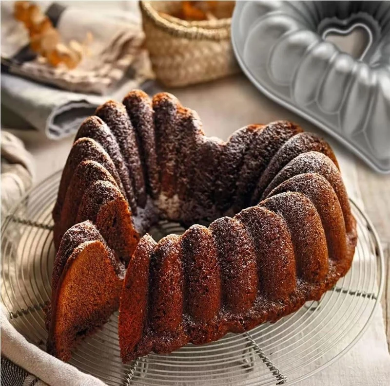Molde corazón Elegant Heart Bundt Nordic Ware
