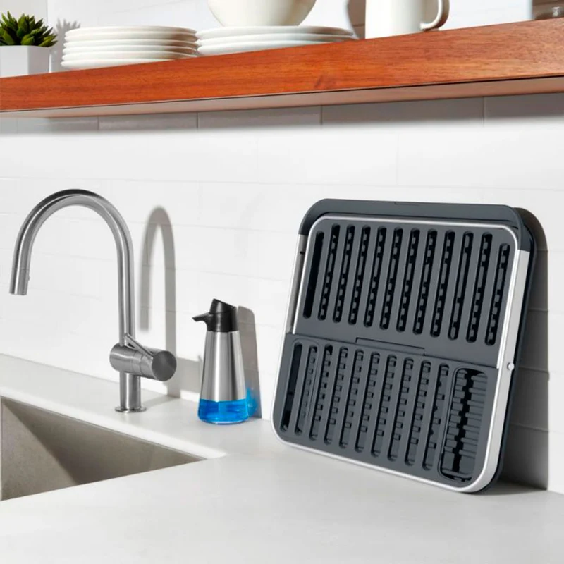 Escurreplatos plegable de aluminio OXO