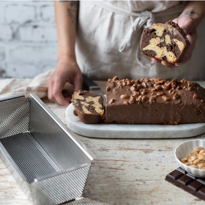 Molde inox rectangular perforado con base desmontable De Buyer