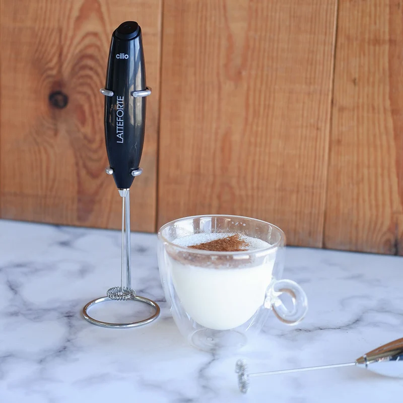 Batidor espumador para leche Cilio (con soporte)