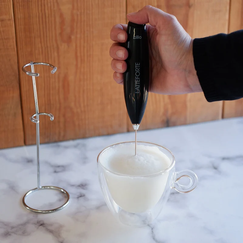 Batidor espumador para leche Cilio (con soporte)