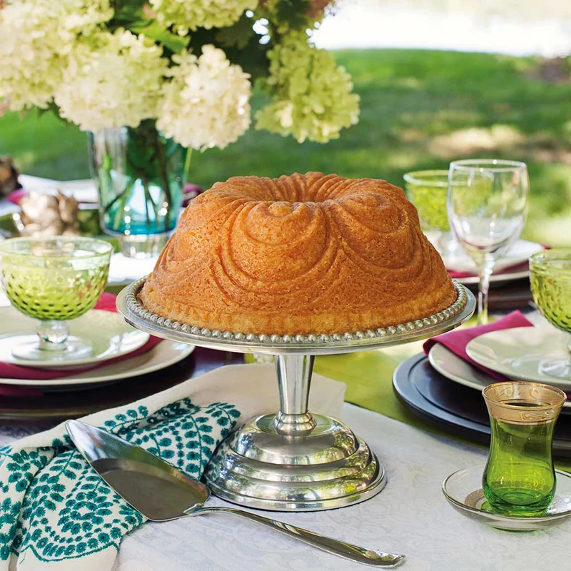 Molde Gold Chiffon Bundt Nordic Ware