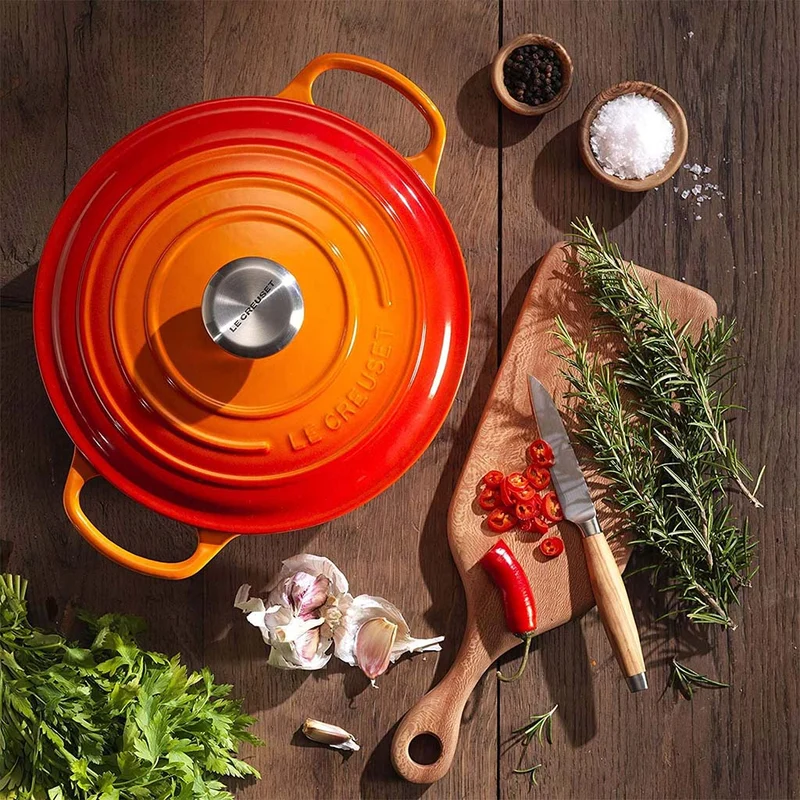 Cocotte redonda baja Signature Le Creuset
