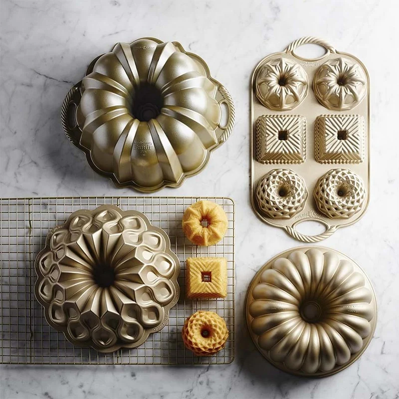 Molde de aluminio Crown Bundt Nordic Ware