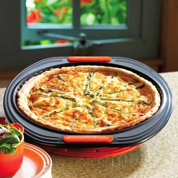 Molde quiche antiadherente con base extraíble Le Creuset