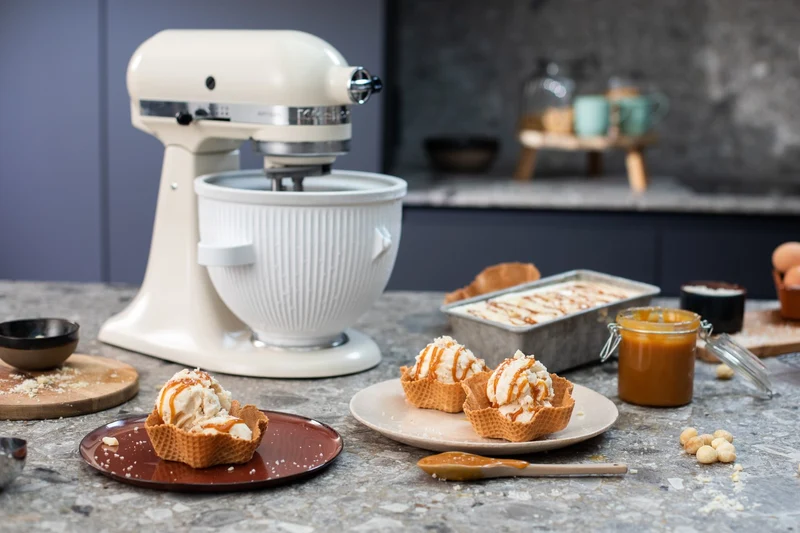 KitchenAid Eiszubereiter NEU 5KSMICM inkl. Rezeptbuch