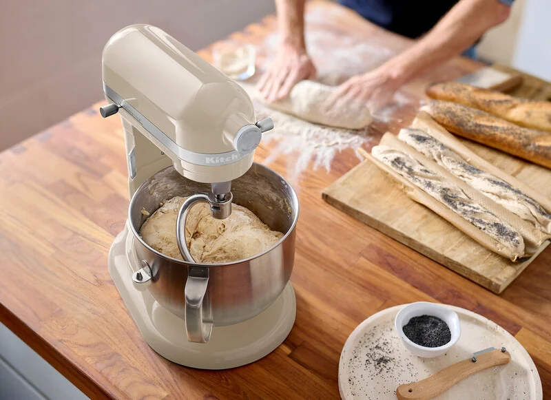 KitchenAid Küchenmaschine mit Schüsselheber 6,6 L Artisan 5KSM70SHX