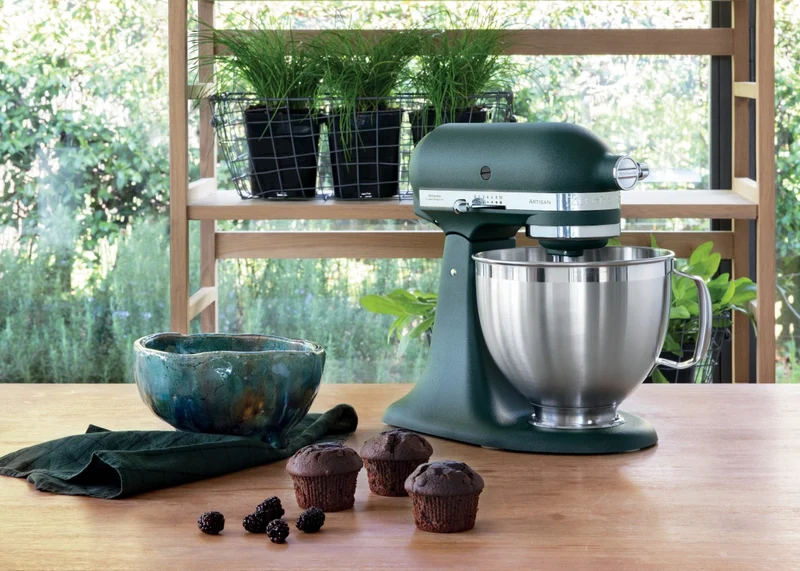 KitchenAid 4,8 L 5KSM185 Artisan Küchenmaschine Meatlover Metallfleischwolf 5KSMMGA Gr. 8 und Spritzgebäckvorsatz