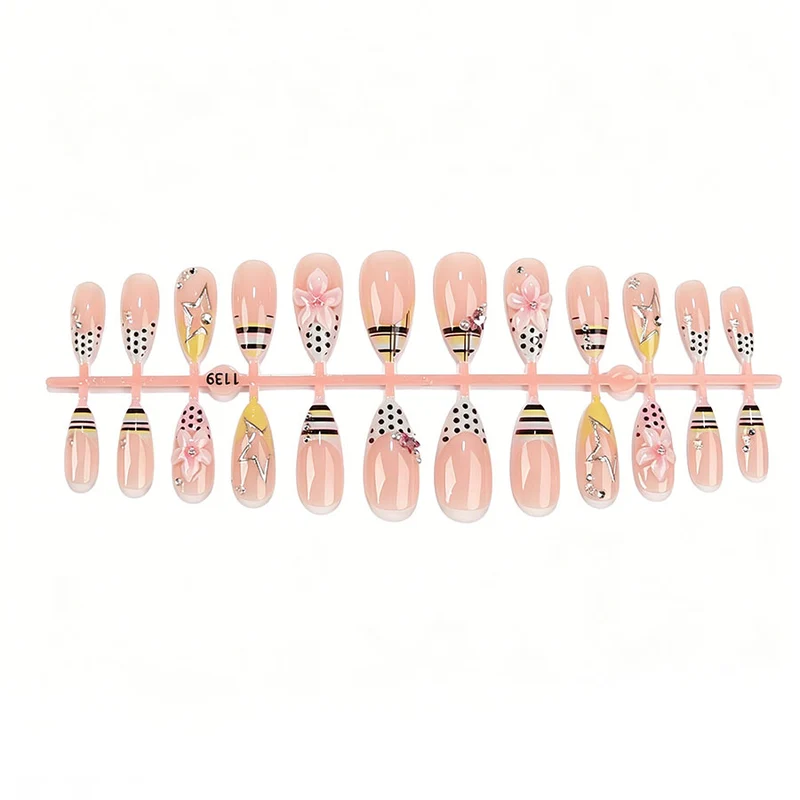 Nail Art Karnz