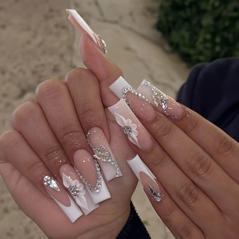 Glamourös 3D Blumennagelkunstset Karnz