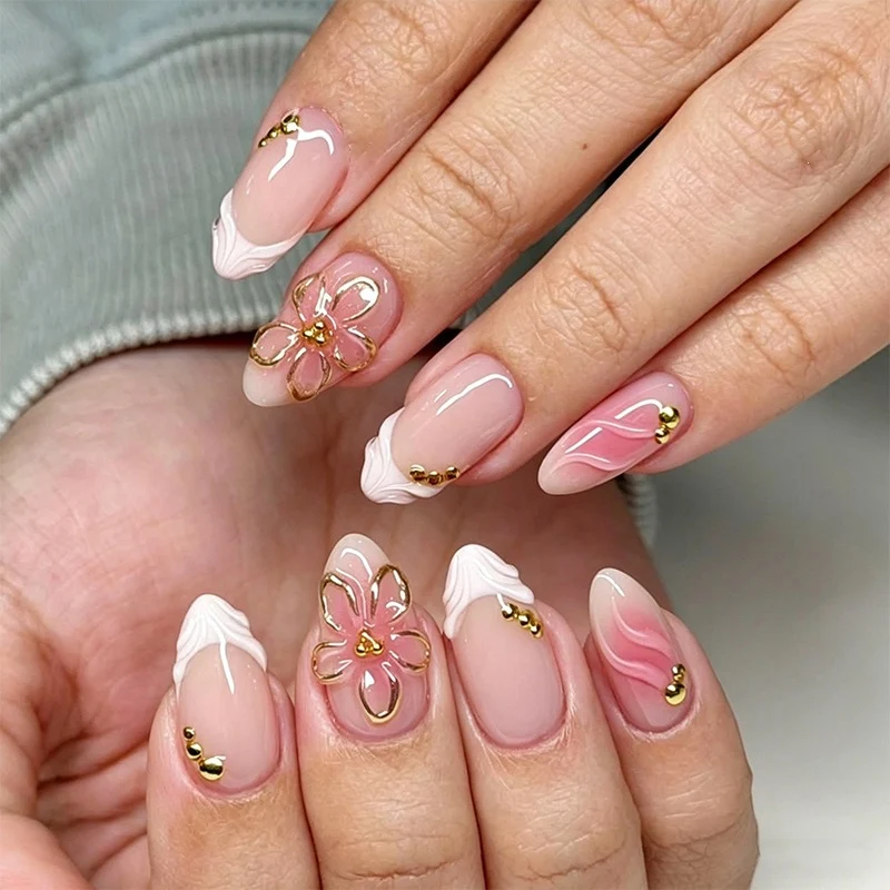 Floral Design Press-On Nail Set Karnz