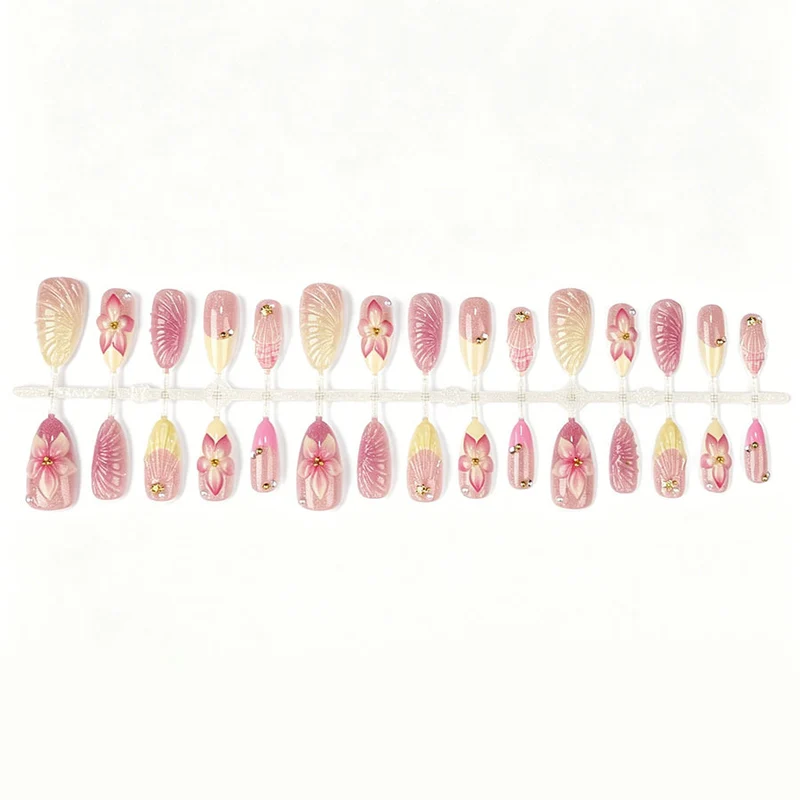 Floral Accent Press-On Nail Set Karnz
