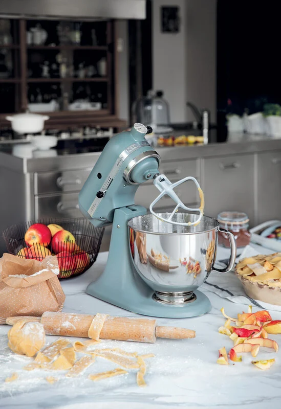 KitchenAid 4,8 L 5KSM175 Artisan Küchenmaschine Beginnerset mit Gemüseschneider