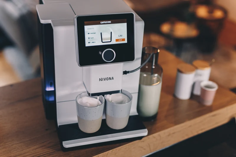 Nivona CafeRomatica Kaffeevollautomat NICR 965 Sondermodell Weiß/White