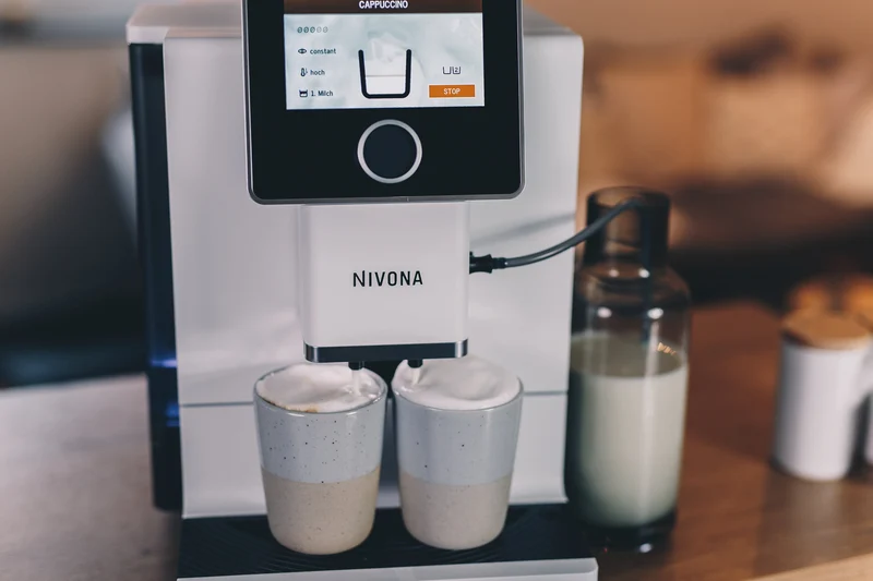 AKTION Ausstellungsgerät Nivona CafeRomatica Kaffeevollautomat NICR 965 Sondermodell Weiß/White