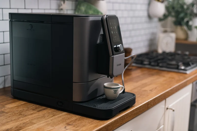 Nivona Kaffeevollautomat Nivo 8103 Titan + Starterpaket im Wert von 49 €