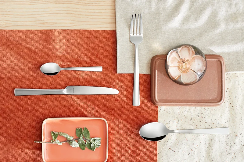 Amefa - Moderno 78-teiliges Besteckset 12 Personen Hochglanz - im Luxuskoffer