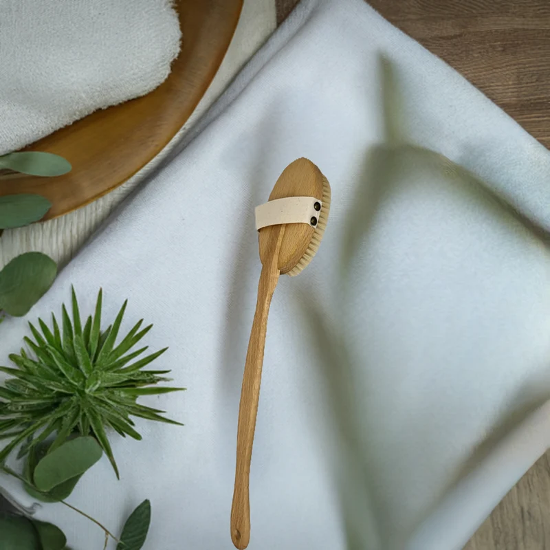 Keller Badebürste, Buche geölt, oval, helle Naturborsten