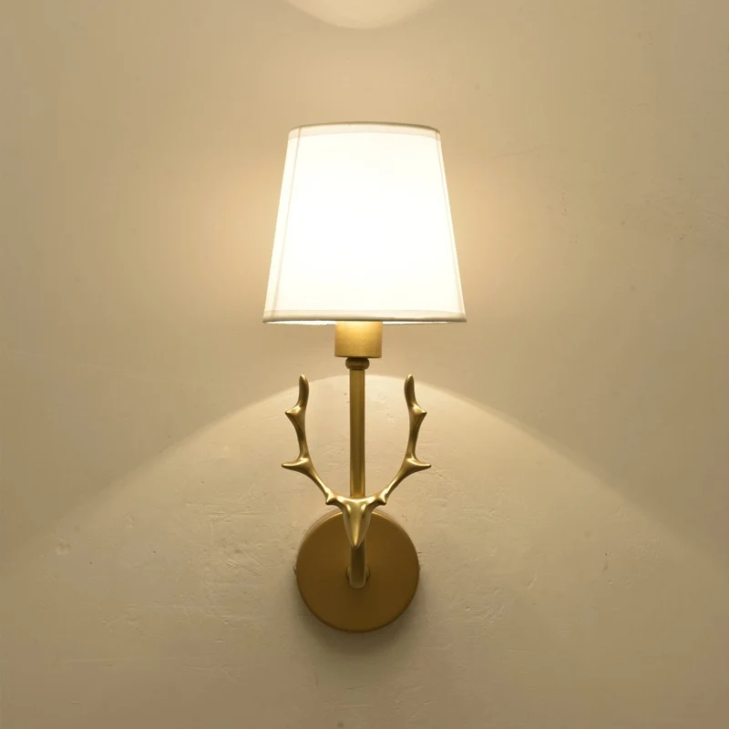Geweih Wandleuchte
