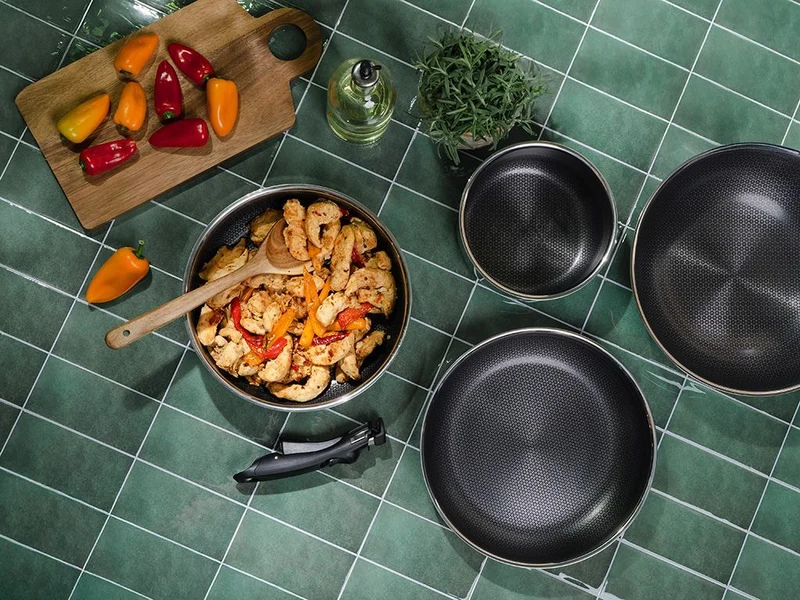 SAUTÉPFANNE MIT ABNEHMBAREM GRIFF 26CM SET