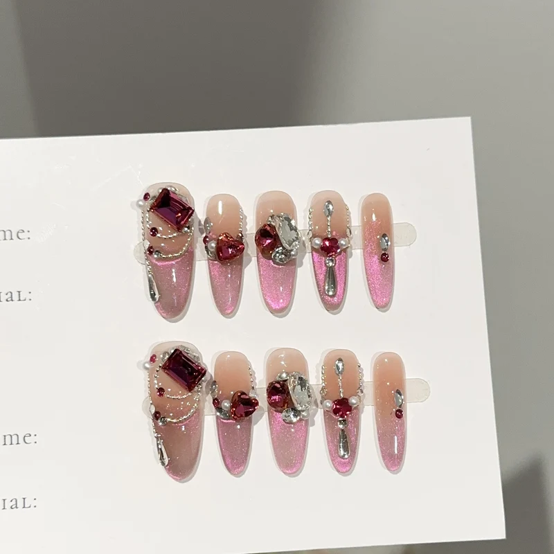 Glitzernde, mit Schmuck verzierte Press-On-Nagelset
