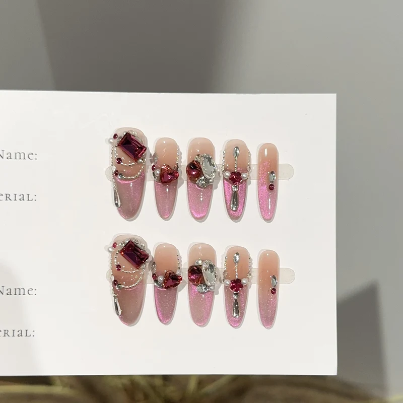Glitzernde, mit Schmuck verzierte Press-On-Nagelset