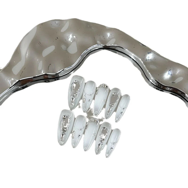 Premium Dekorative Press-On Nagelkunst Set