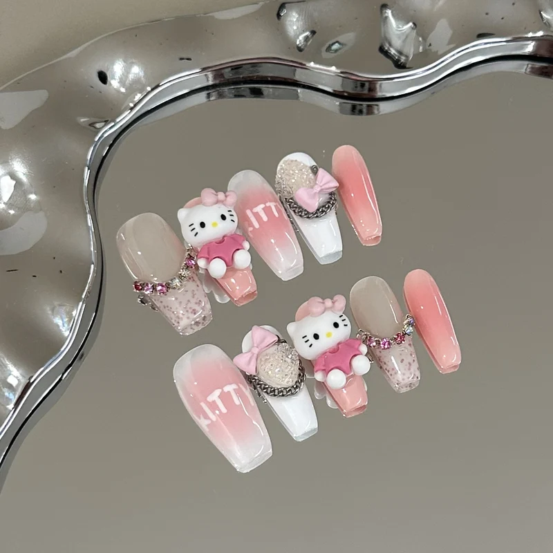 Verspielte Kitty-Themen Press-On Nagelkollektion