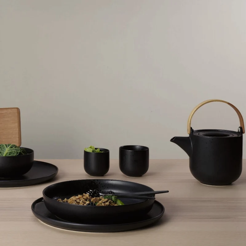 ASA Kuro Teekanne mit Edelstahlfilter und Holzgriff,