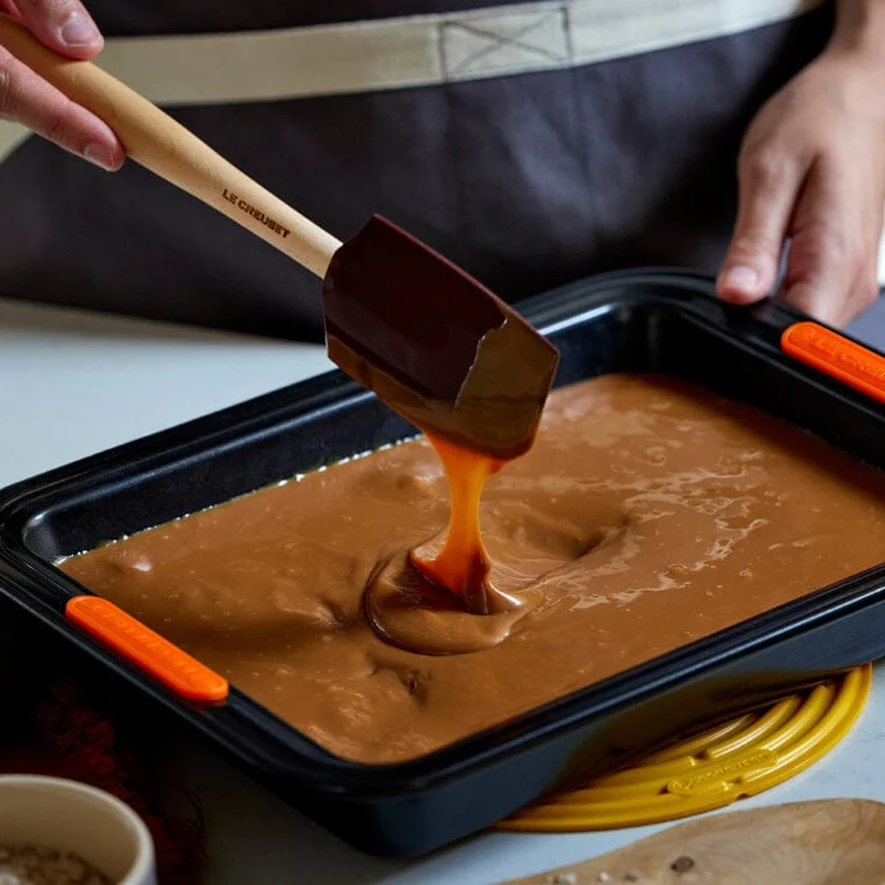 Le Creuset – Premium-Mittelspatel Granat