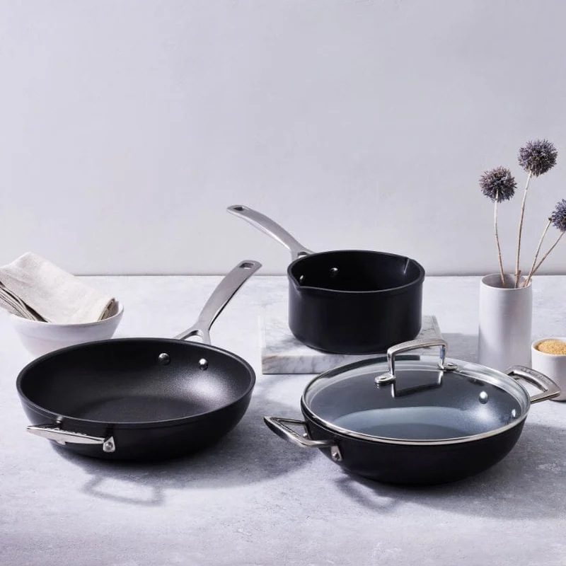 LeCreuset - Topf mit Ausgießer 16cm 1,6l