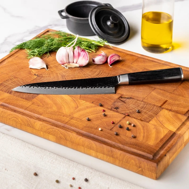Shinrai Knives - Gehämmerter rostfreier Stahl Schwarz - Kochmesser 20 cm