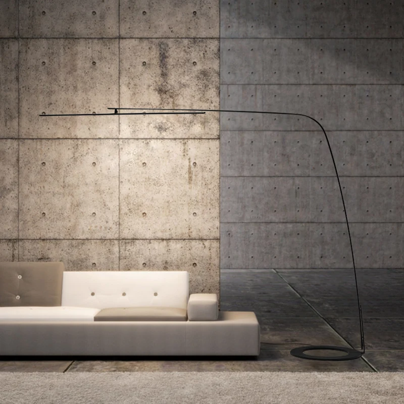 Geformte LED Stehlampe mit einstellbarer Helligkeit
