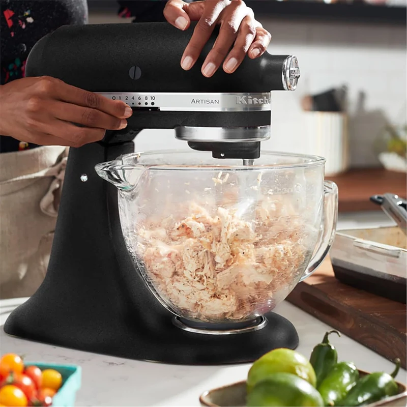Yushkas Lieblings-Küchenmaschine! Kitchenaid Artisan mit 2 Schüsseln und Zubehör aus Edelstahl, 4.8 l