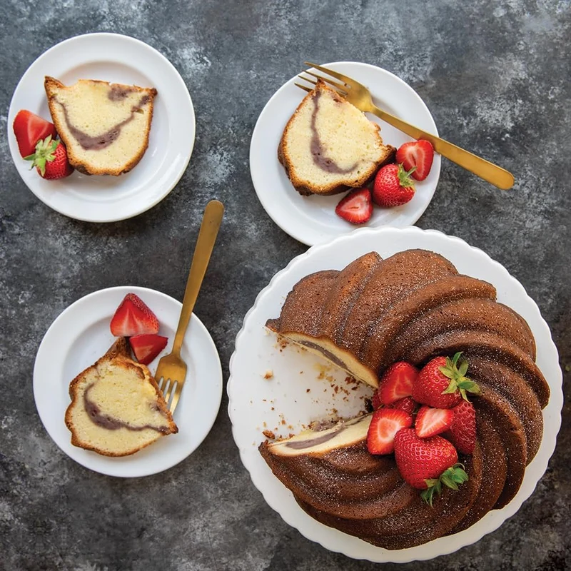 Fantastische Nordicware Swirl Aluguss Backform