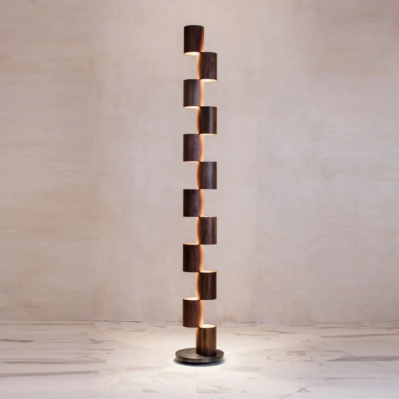 Chic moderne Stehlampe