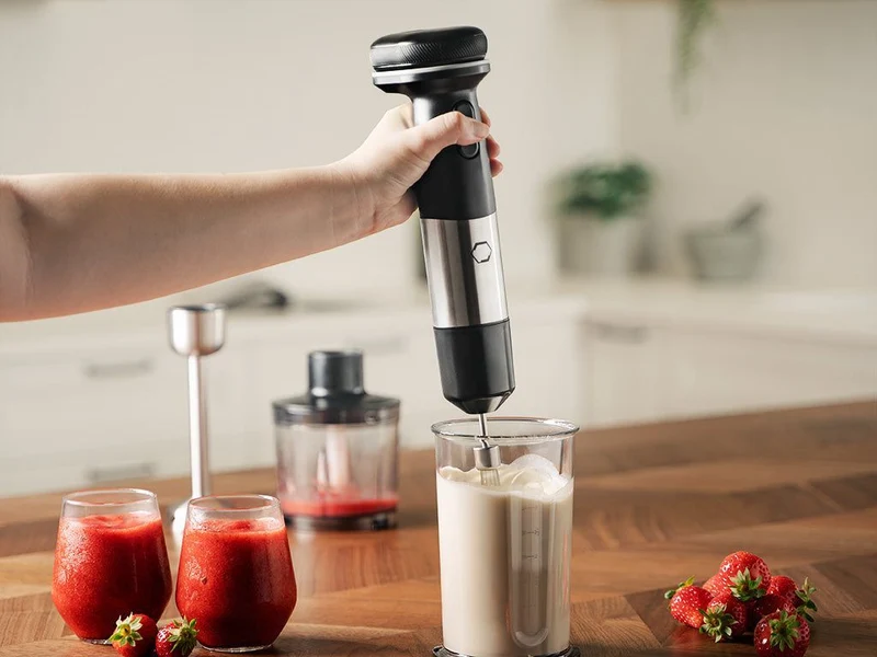 KABELLOSER STABMIXER MIT AKKU