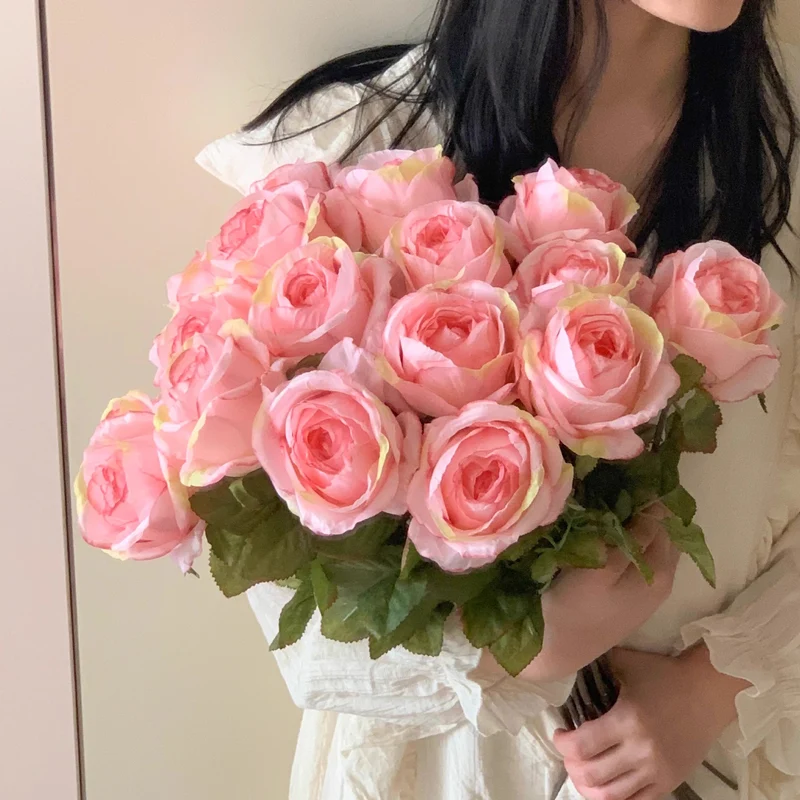 Florales Bouquet für die Heimdekoration