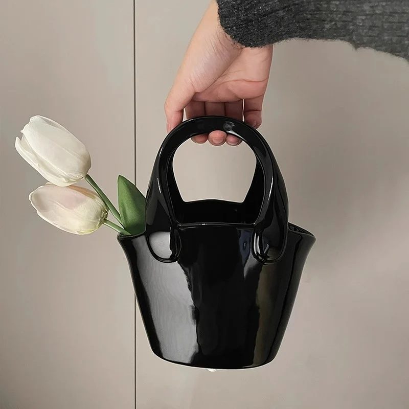 Stylische dekorative Mohnblumenarrangement