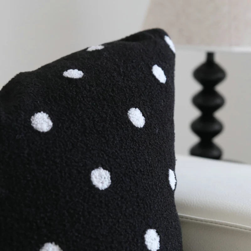 Dekoratives Akzentkissen für Sofa und Bett