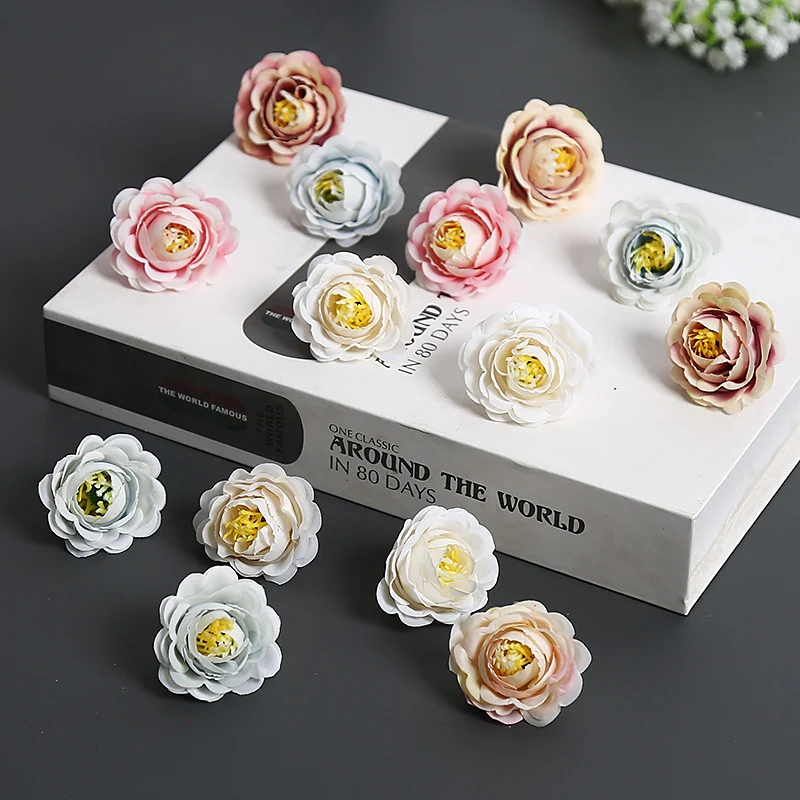 Blumenbrosche für dekorative Zwecke und Anzeige