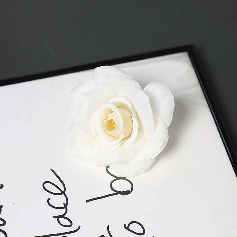 Dekoratives florales Haarschmuckstück für dekorative Stylings