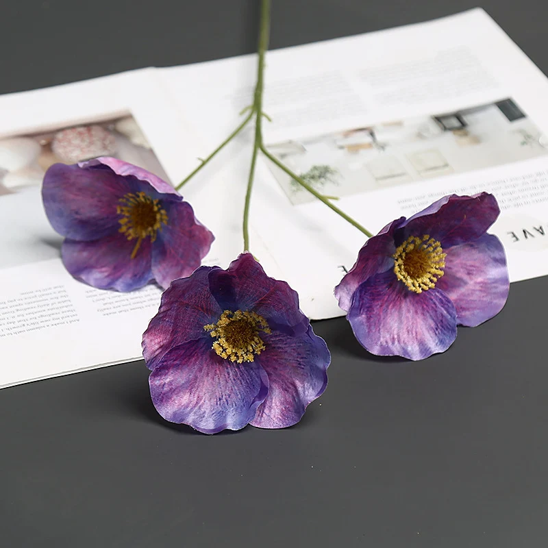 Realistische Seidenblumenstängel