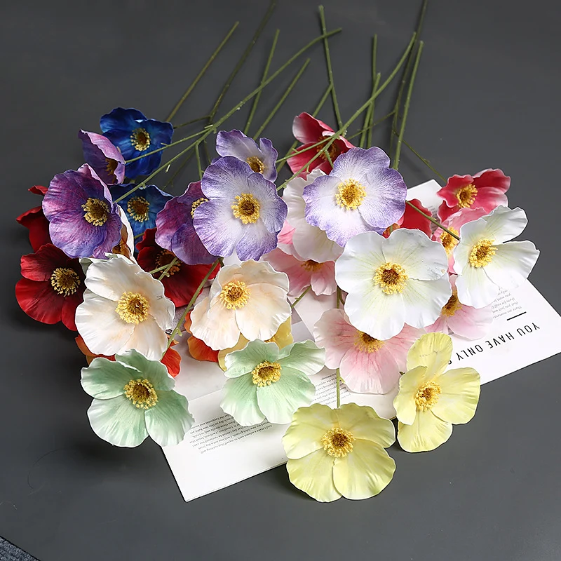 Realistische Seidenblumenstängel