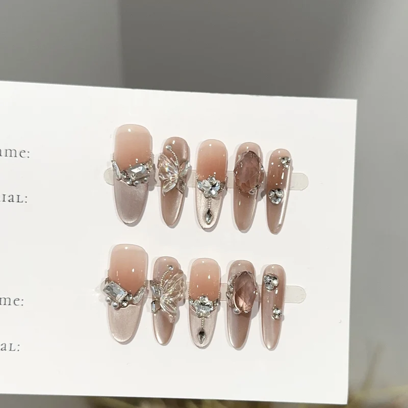 Dekoratives Langanhaltendes Press-On Nagelset