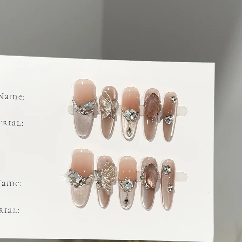 Dekoratives Langanhaltendes Press-On Nagelset